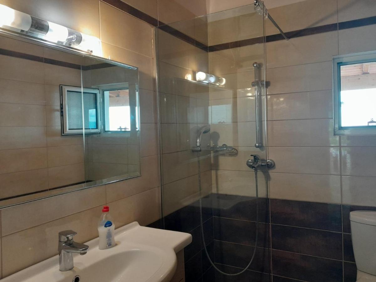 Helen Apartments Лукове Экстерьер фото