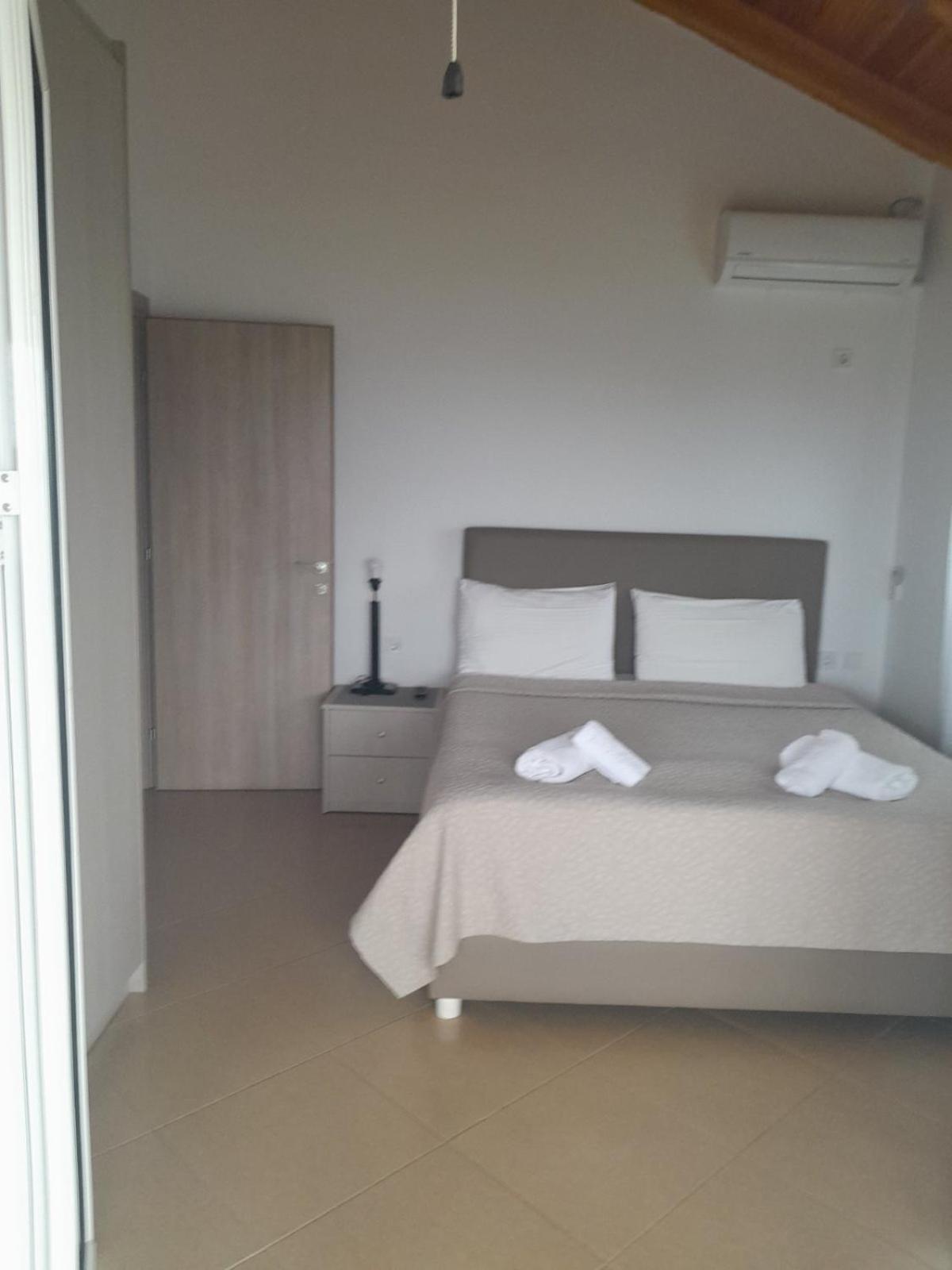 Helen Apartments Лукове Экстерьер фото